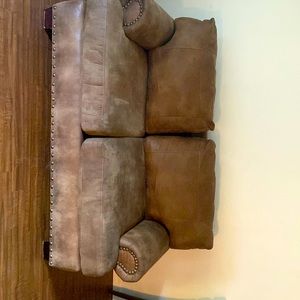 Lightly used but it is still comfortable just don’t have room for it any more